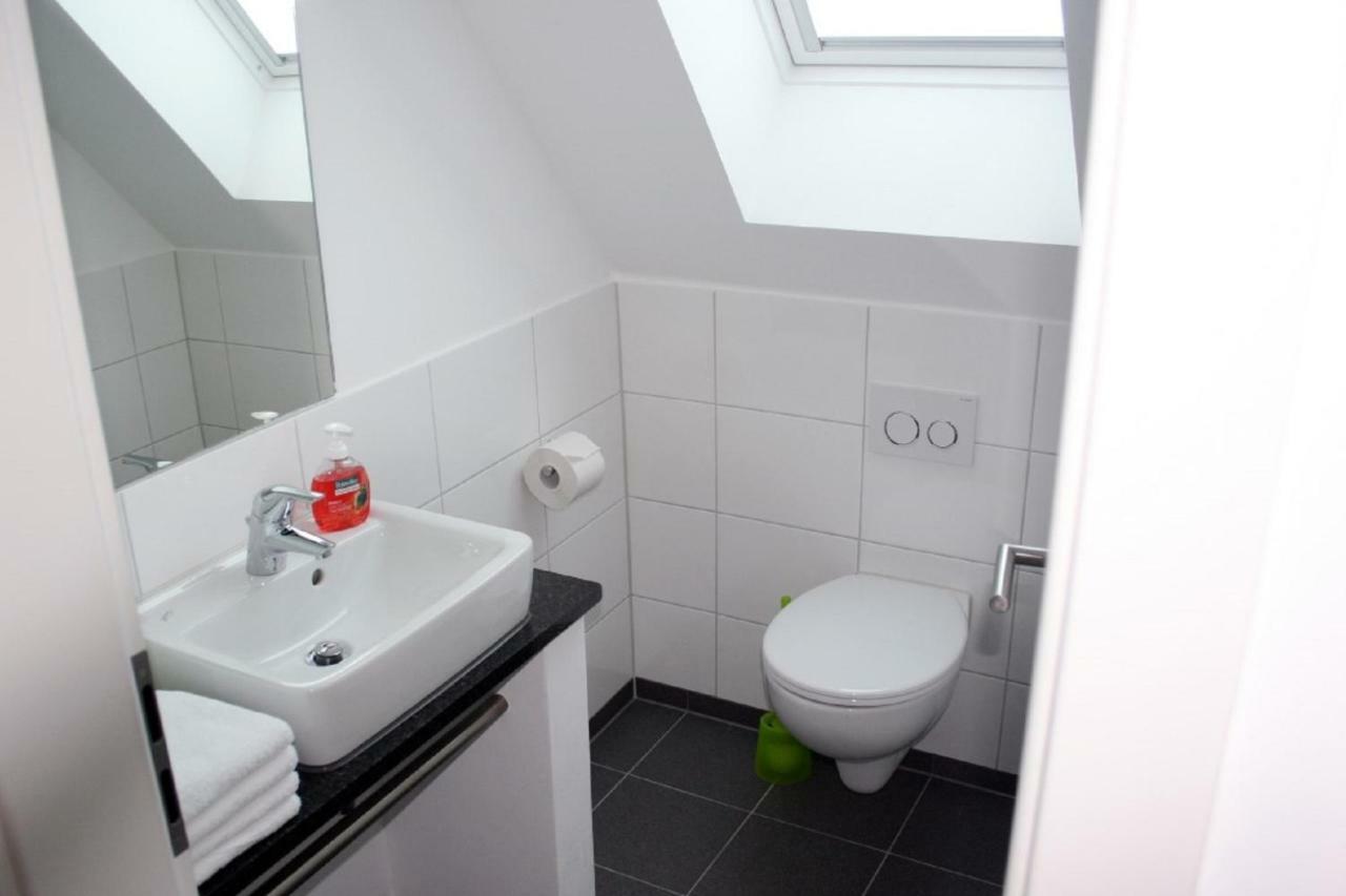 Ferienwohnung Dat Witte Hus 2 Busum Exterior photo