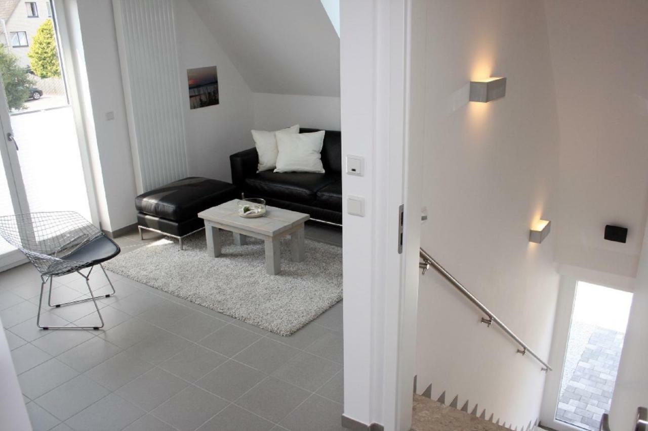 Ferienwohnung Dat Witte Hus 2 Busum Exterior photo