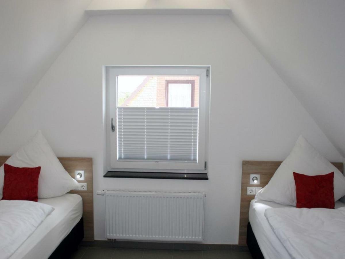 Ferienwohnung Dat Witte Hus 2 Busum Exterior photo